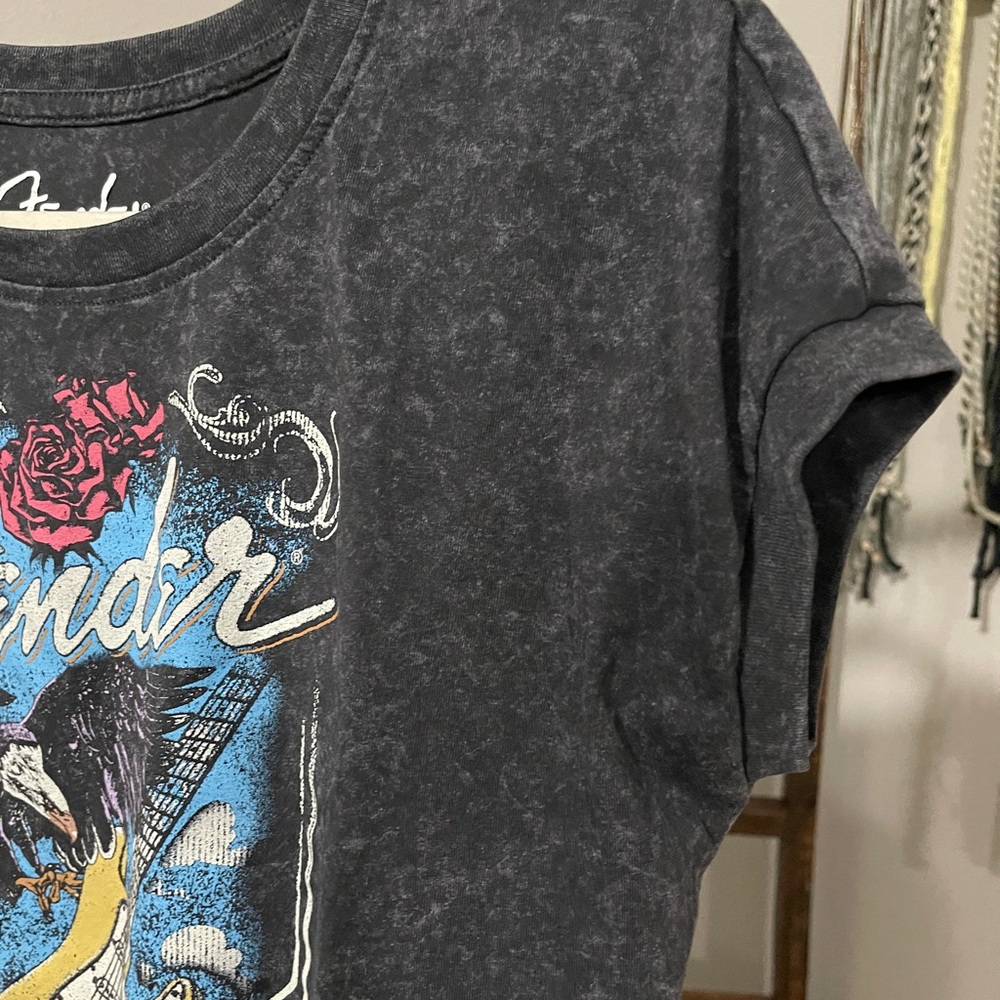 Fender Black Tee with Yellow Guitar and Red Roses - Picture 3 of 4